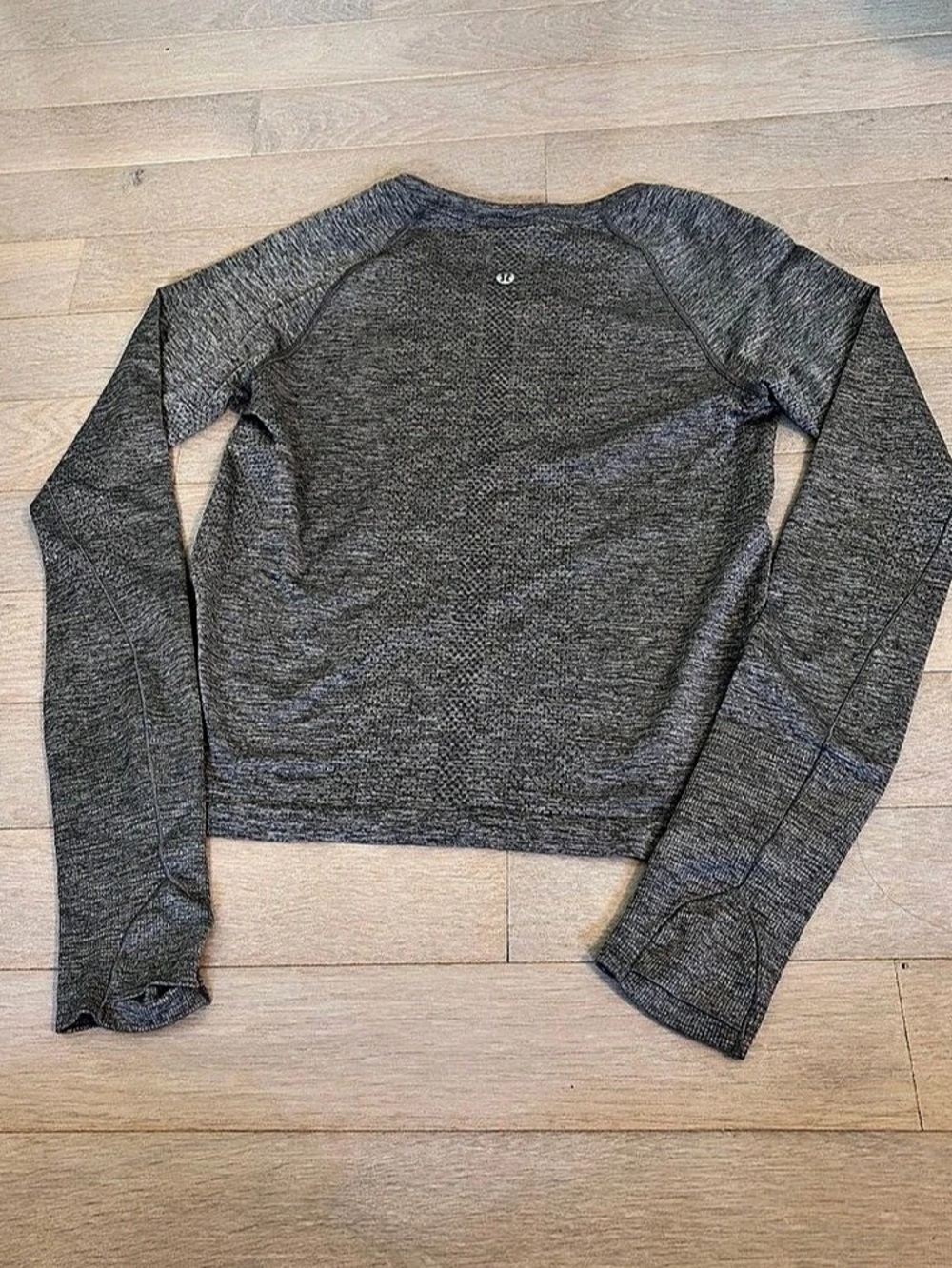 lululemon Swiftly Tech Long Sleeve 2.0 Gray Long Sleeve Athletic Top